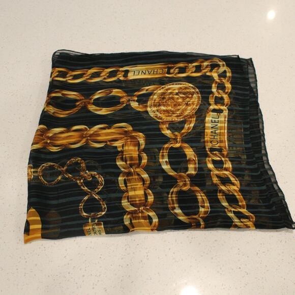 CHANEL Accessories - Vintage Chanel Scarf Silk Chain Print Green Square 90s Old Money 36x36